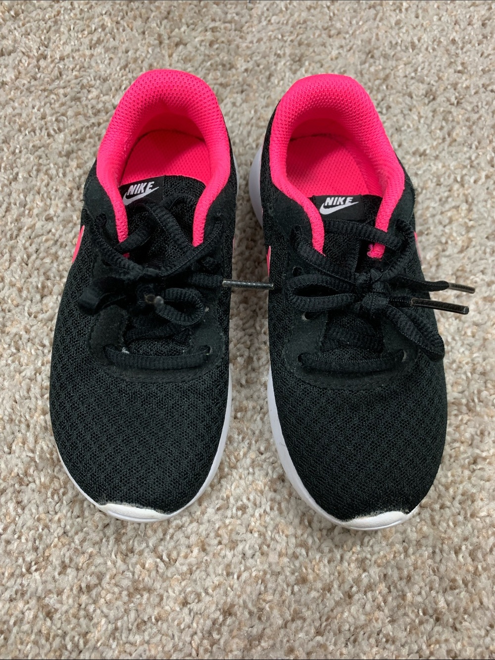 Nike Kids Black Sneakers with Hot Pink Lining